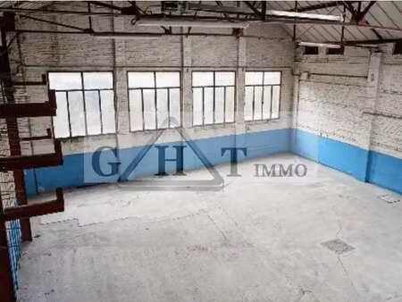 location bureaux 156 m²