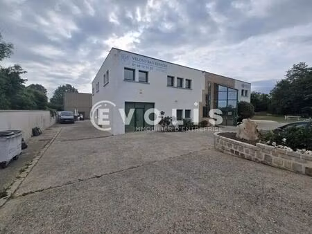 location bureaux 30 m² à 66 m²