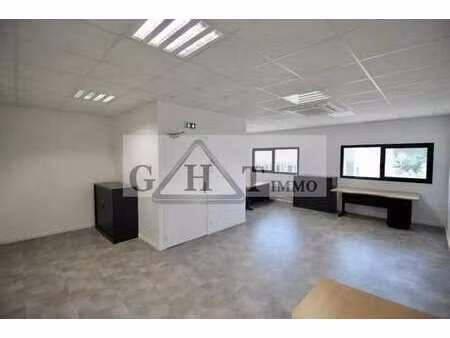 location bureaux 125 m²
