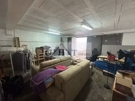 location entrepôt 50 m²