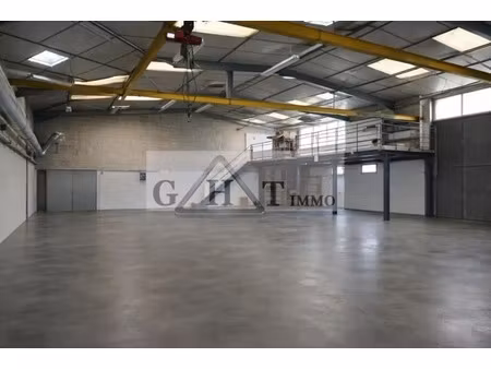 location entrepôt 485 m²
