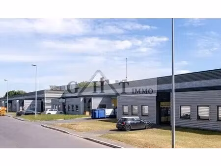 location entrepôt 568 m²