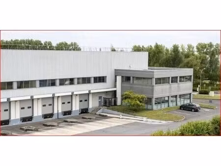 location entrepôt 4 849 m²