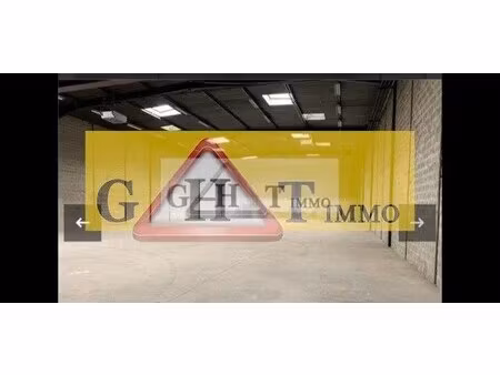 location entrepôt 1 410 m²