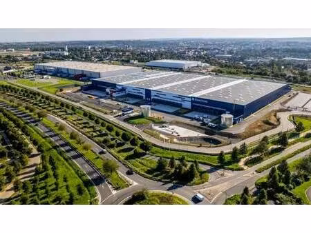 location entrepôt villenoy 77124 38396m²