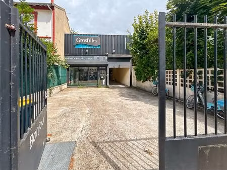 location local d’activités colombes 92700 350m²