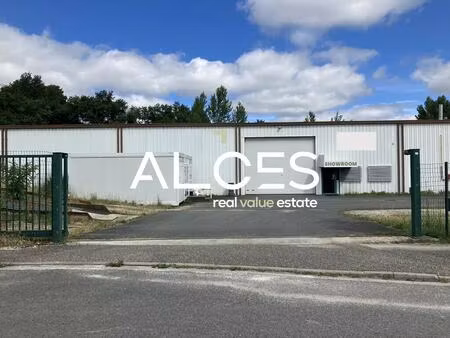 location local d'activités 900 m²