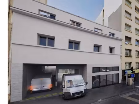 location local d’activités marseille 13007 1000m² à 2000m²