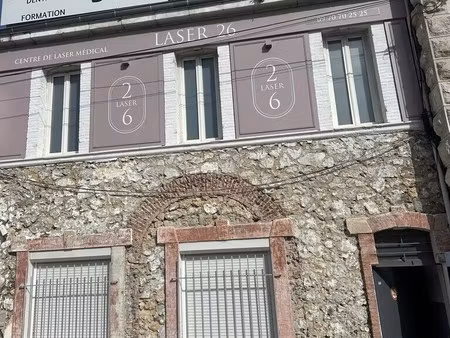 location local d’activités marseille 13011 70m²