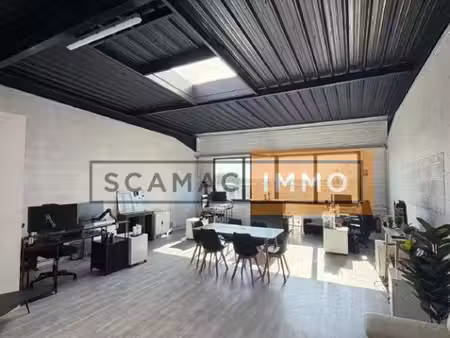 location entrepôt 330m²