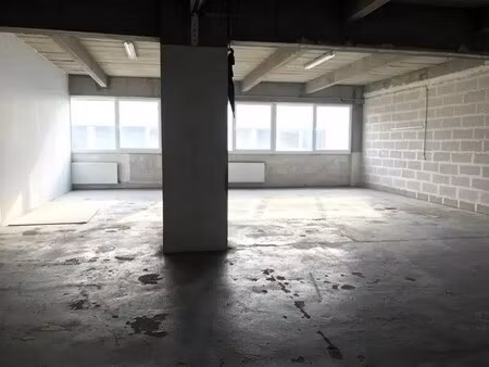 location local d’activités rosny sous bois 93110 150m²