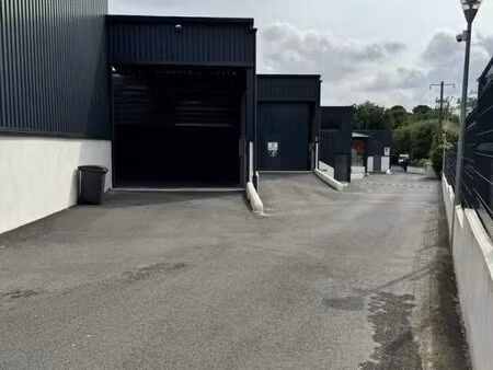location local d’activités saint jean de vedas 34430 368m²