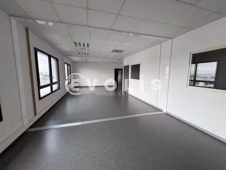 location bureaux 796 m²