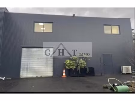 location bureaux 200 m²