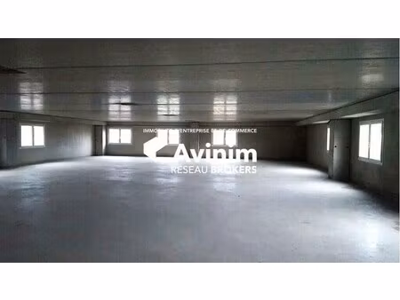 location bureaux 140 m² à 285 m²