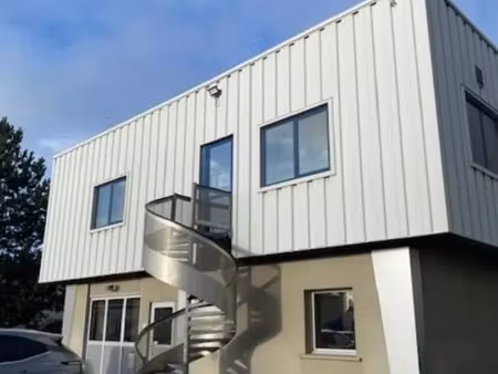 location bureaux 250 m²