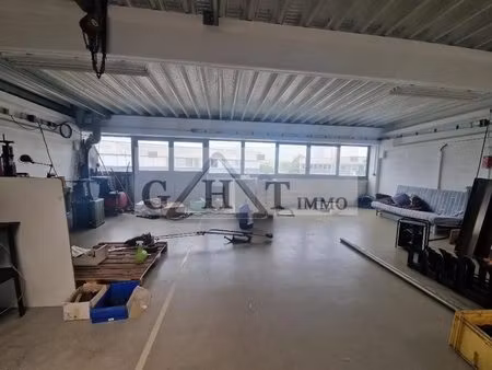 location bureaux 250 m²