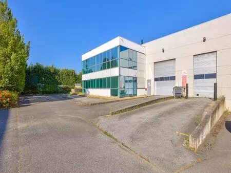 location entrepôt chilly mazarin 91380 1313m² à 3979m²
