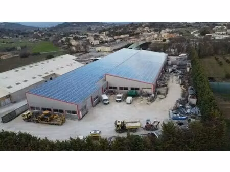 location entrepôt gargas 84400 2276m²