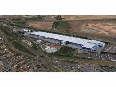 location entrepôt 22 000 m² à 69 331 m²