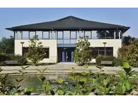 location bureaux trappes 78190 219m² à 1333m²