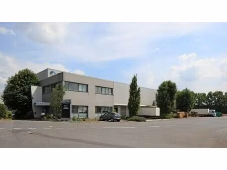 location local d’activités compans 77290 4172m²