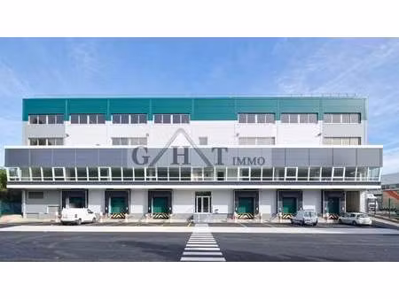 location local d'activités 1 070 m² à 12 353 m²