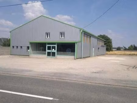 location local d'activités 460 m²