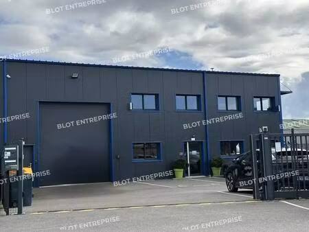 location bureaux 590 m²