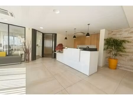 location bureaux 493 m²