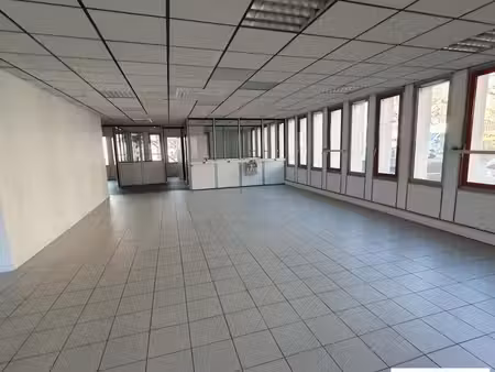 location bureaux meylan 38240 195m²