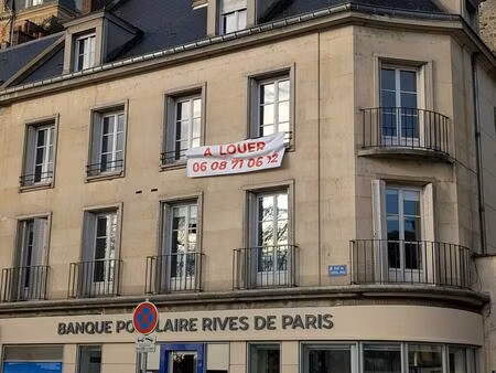 location bureaux 107 m²