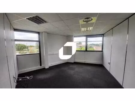 location bureaux 152 m² à 1 219 m²