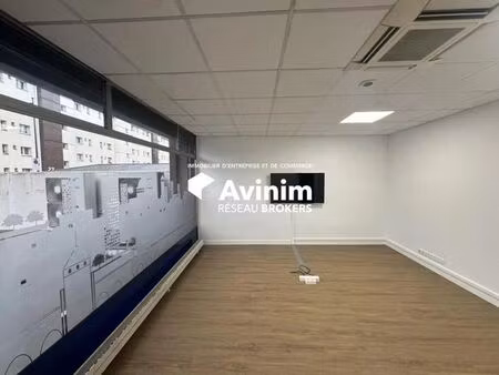 location commerce le bourget 93350 228m²