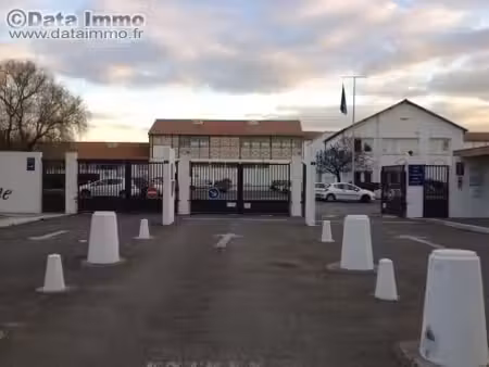 location local d’activités bezons 95870 62m² à 1440m²