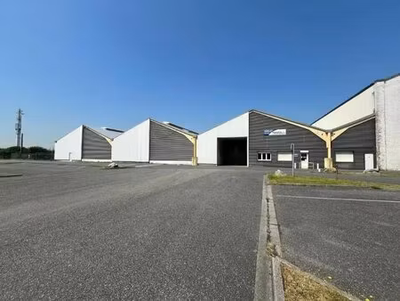 location entrepôt 3 014 m²