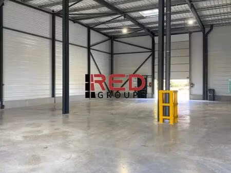 location entrepôt 435 m²