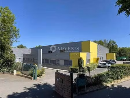 location entrepôt 1 450 m²