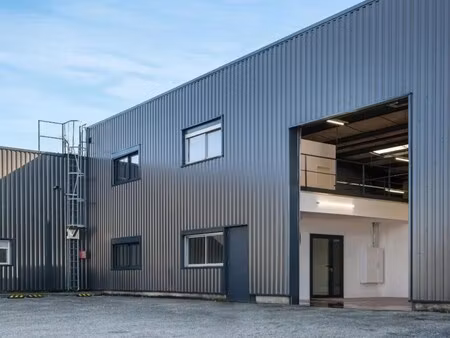 location local d'activités 1 247 m² à 6 061 m²