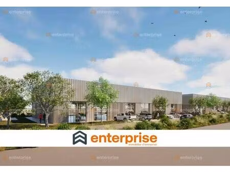 location local d'activités 160 m² à 5 815 m²