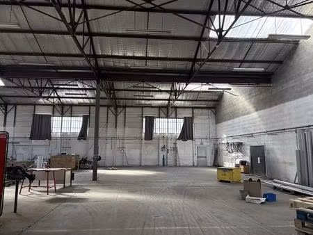 location local d’activités feyzin 69320 1025m²