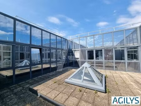 location local d'activités 1 184 m²