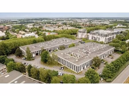 location local d’activités lognes 77185 238m² à 1879m²