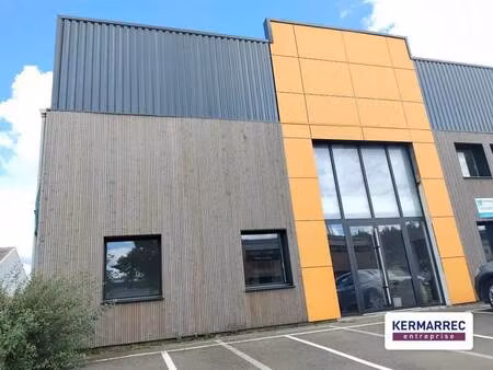 location local d'activités 1 100 m²