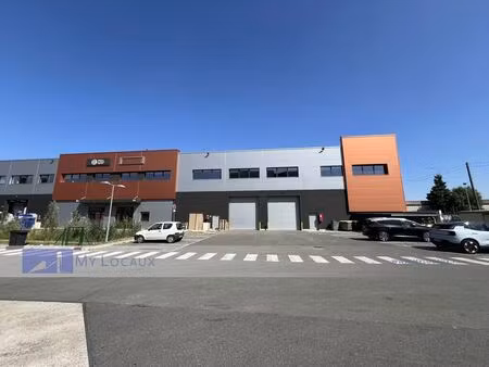 location local d’activités romainville 93230 1086m²