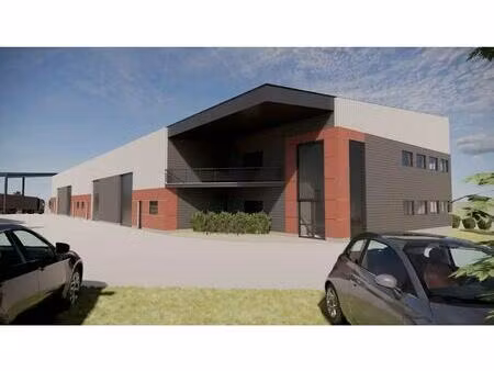 location local d'activités 264 m²