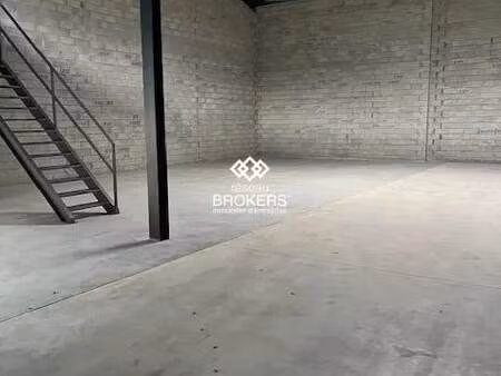 location local d’activités vertou 44120 320m²