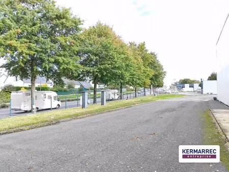 location local d'activités 350 m² à 730 m²