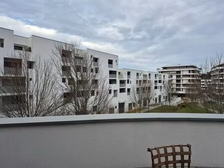 location bureaux 96 m²