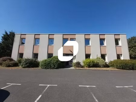 location bureaux 150 m²